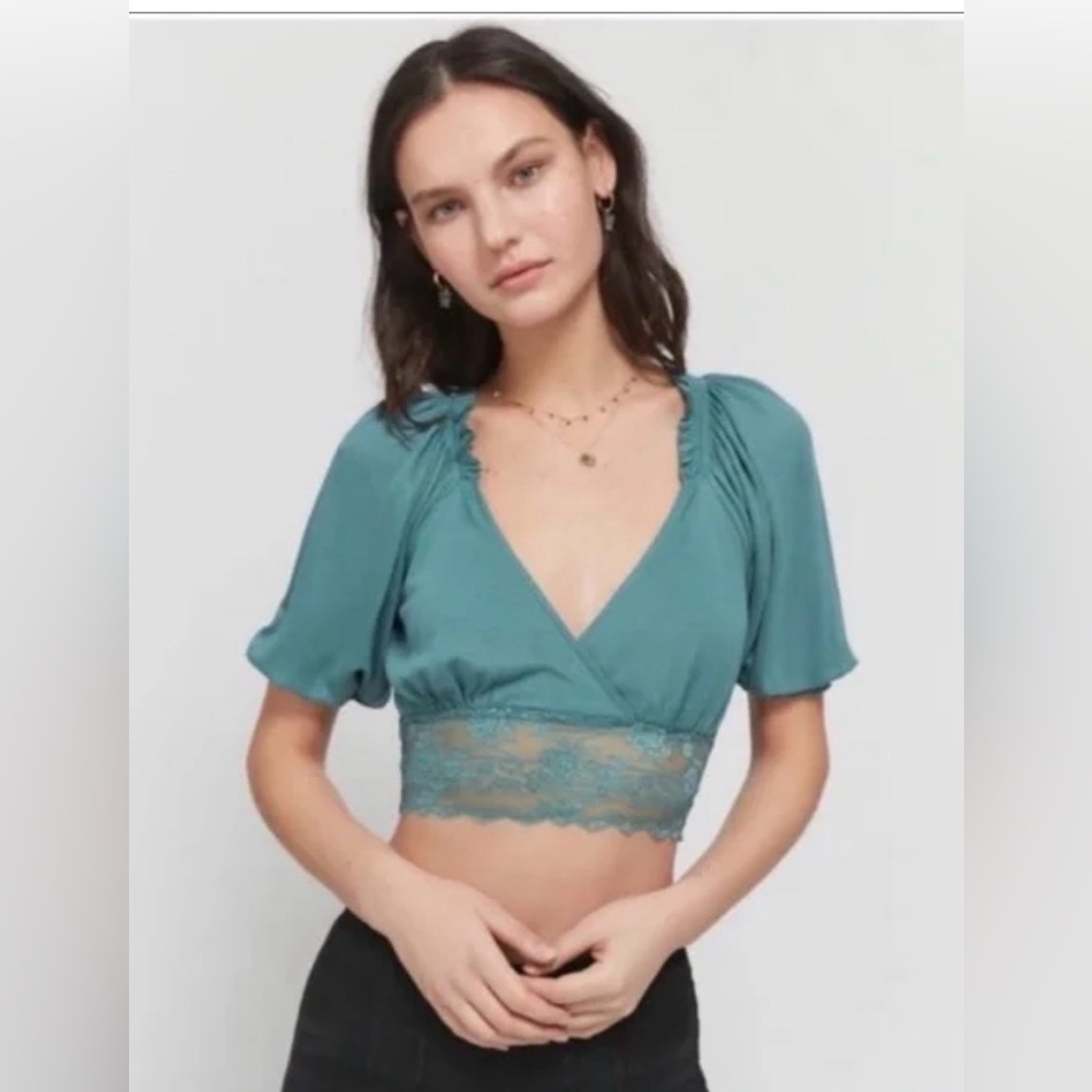 Urban Outfitters XS Lace Trim Blouse
